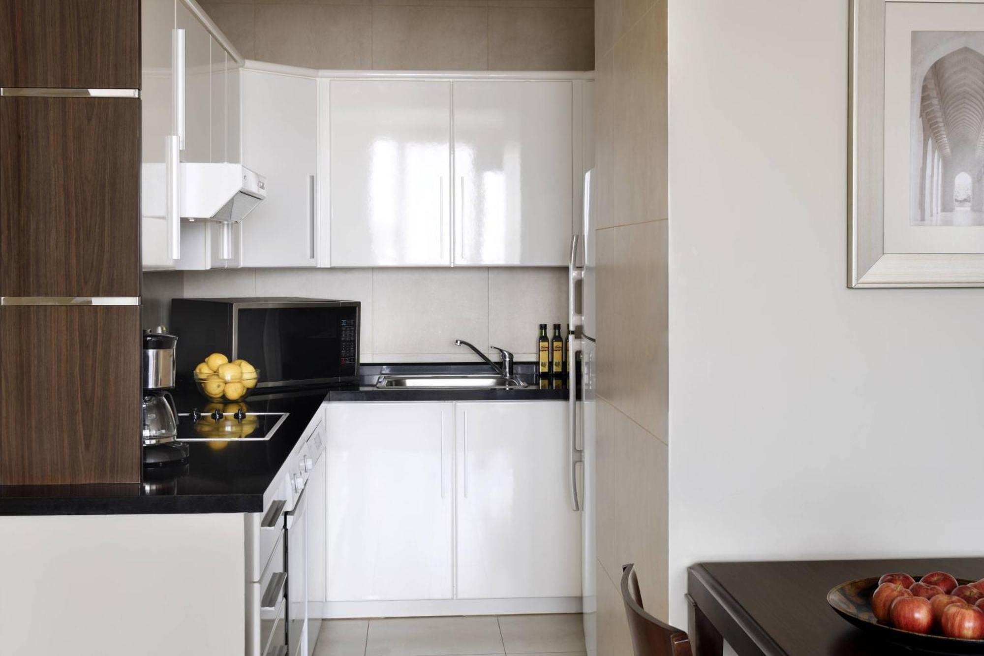 Marriott Executive Apartments Riyadh, Convention Center Экстерьер фото
